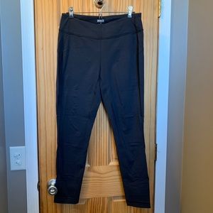 Duluth Trading Company leggings, black, size M